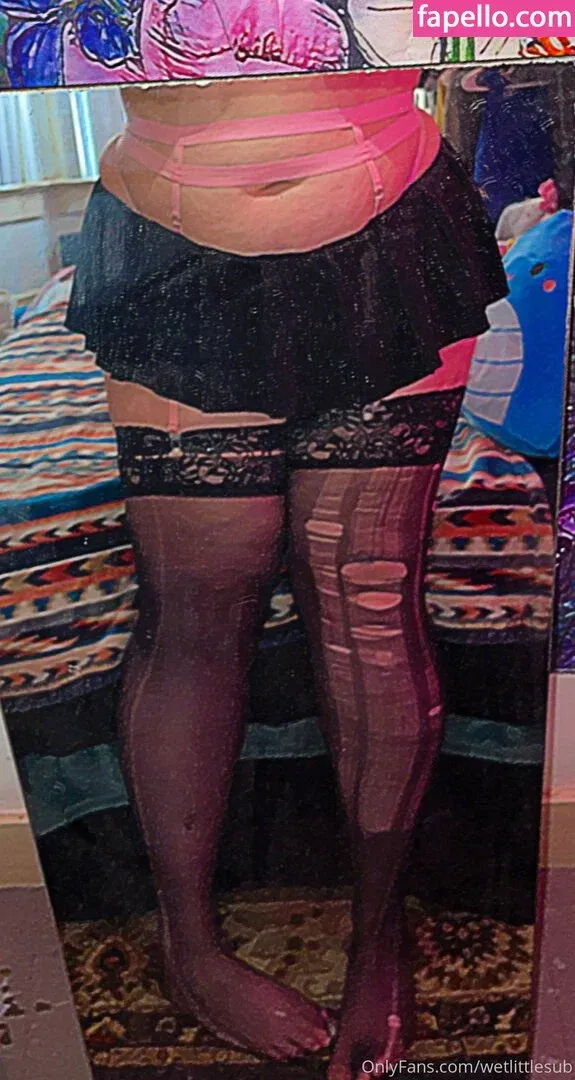 wetlittlesub Onlyfans Photo Gallery 