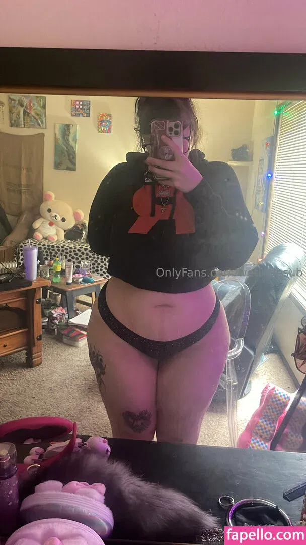 wetlittlesub Onlyfans Photo Gallery 