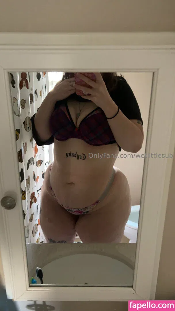 wetlittlesub Onlyfans Photo Gallery 
