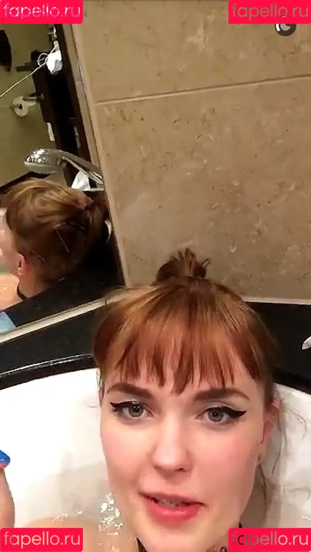 Bonnie Strange Onlyfans Photo Gallery 