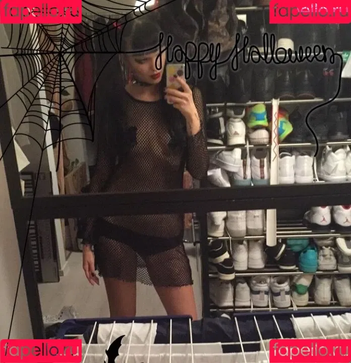 Bonnie Strange Onlyfans Photo Gallery 