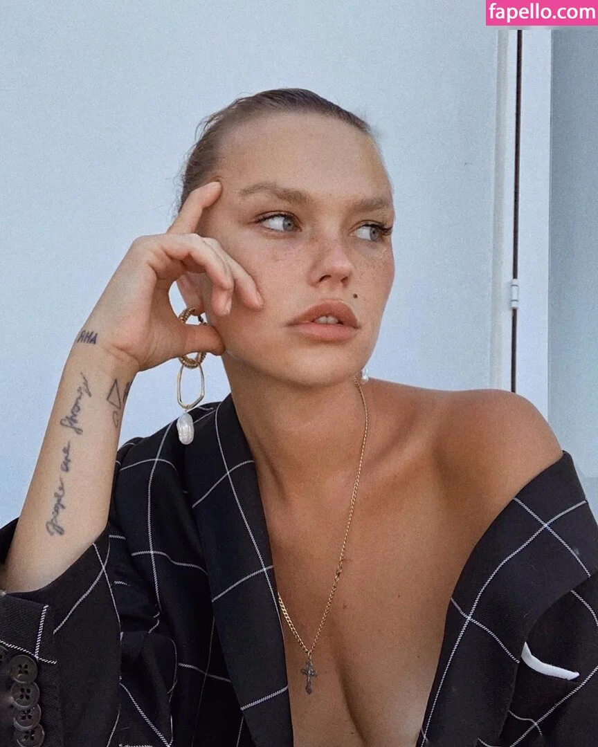 Bonnie Strange Onlyfans Photo Gallery 