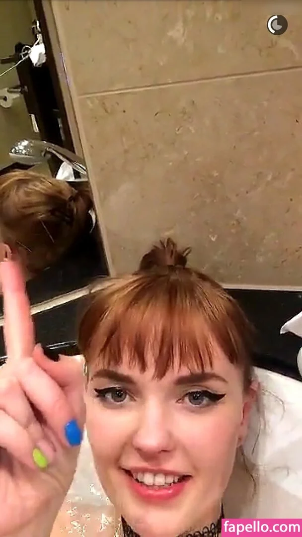 Bonnie Strange Onlyfans Photo Gallery 