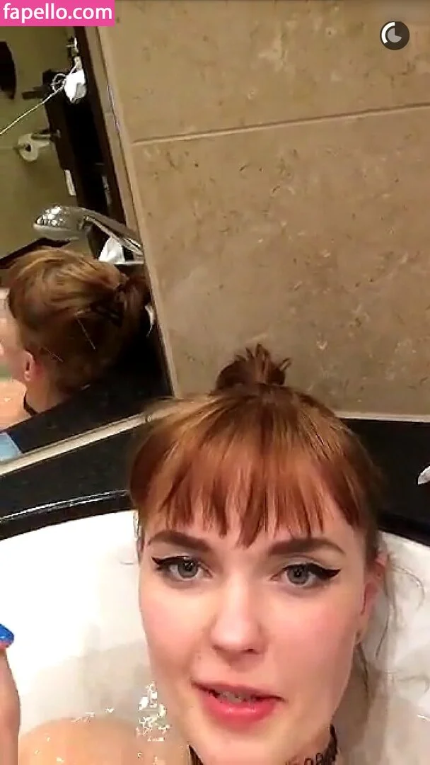 Bonnie Strange Onlyfans Photo Gallery 