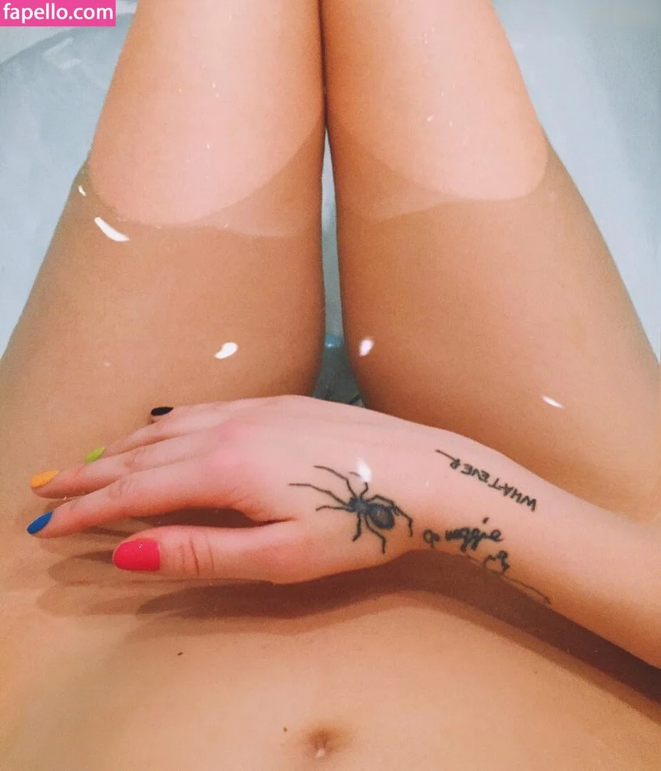 Bonnie Strange Onlyfans Photo Gallery 