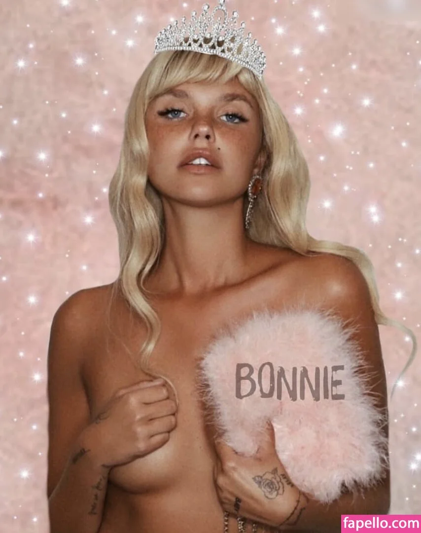 Bonnie Strange Onlyfans Photo Gallery 