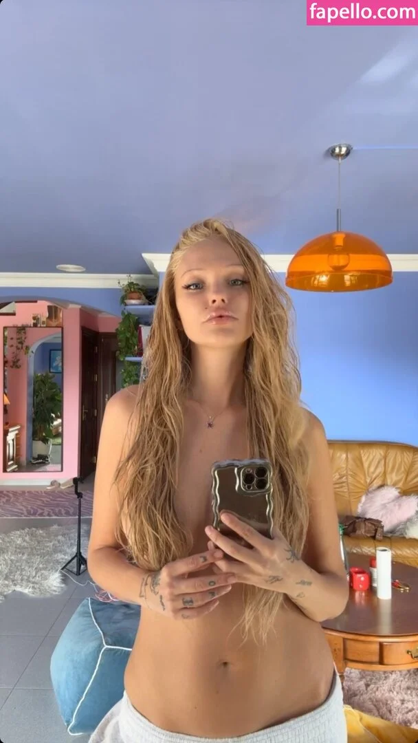 Bonnie Strange Onlyfans Photo Gallery 