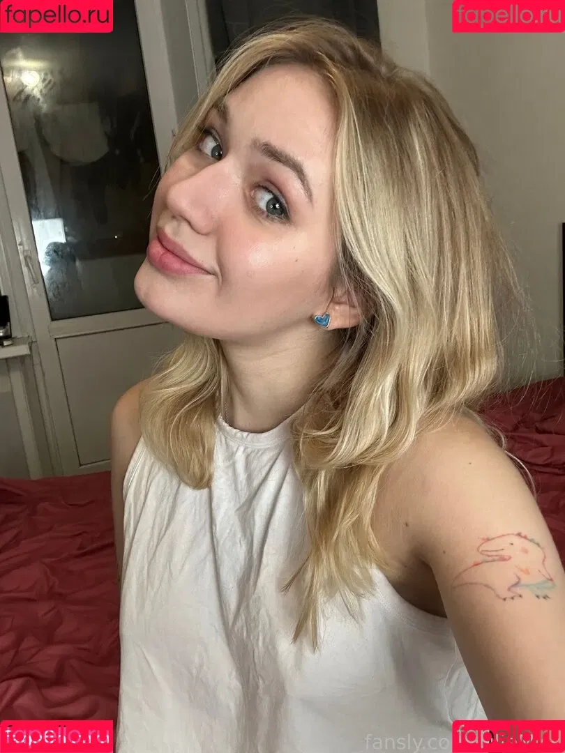 JulieMiss Onlyfans Photo Gallery 