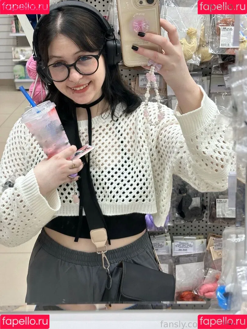 lillily131 Onlyfans Photo Gallery 