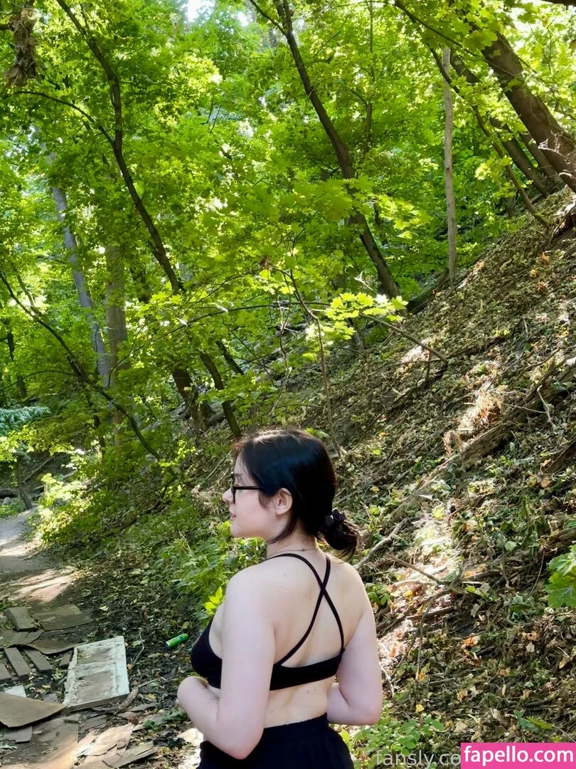 lillily131 Onlyfans Photo Gallery 