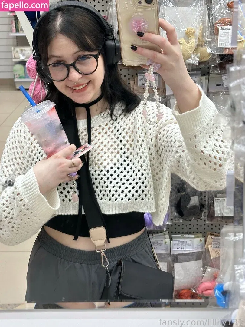 lillily131 Onlyfans Photo Gallery 