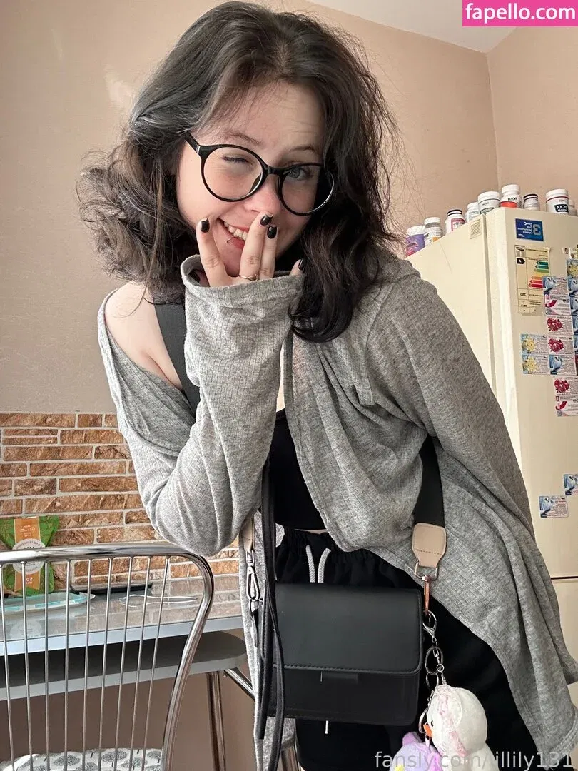 lillily131 Onlyfans Photo Gallery 