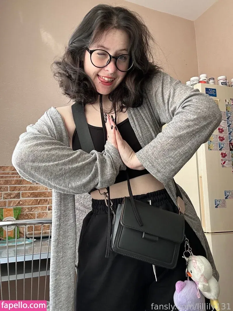 lillily131 Onlyfans Photo Gallery 