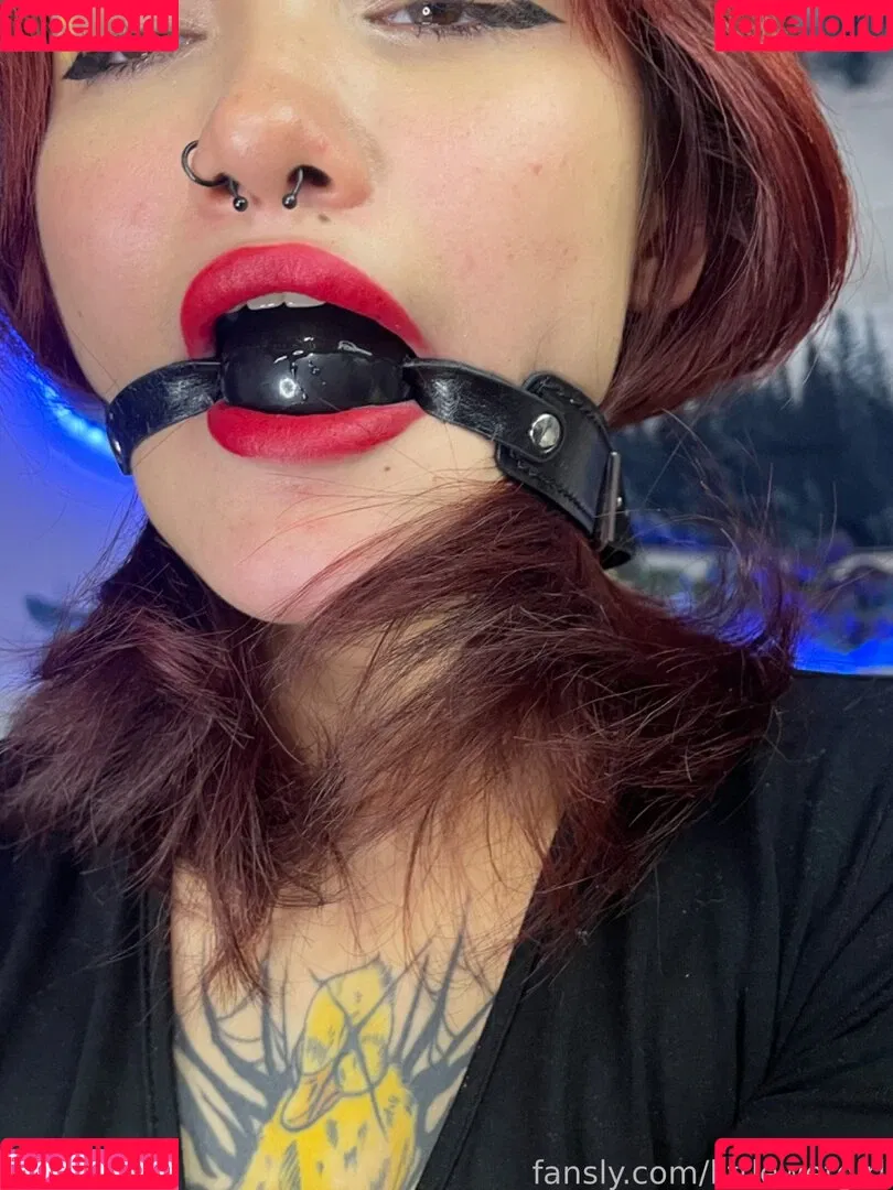 littlewetgirl Onlyfans Photo Gallery 