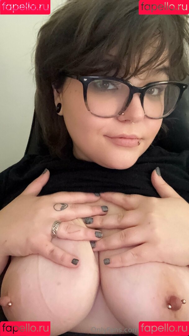 bugpussy666 Onlyfans Photo Gallery 