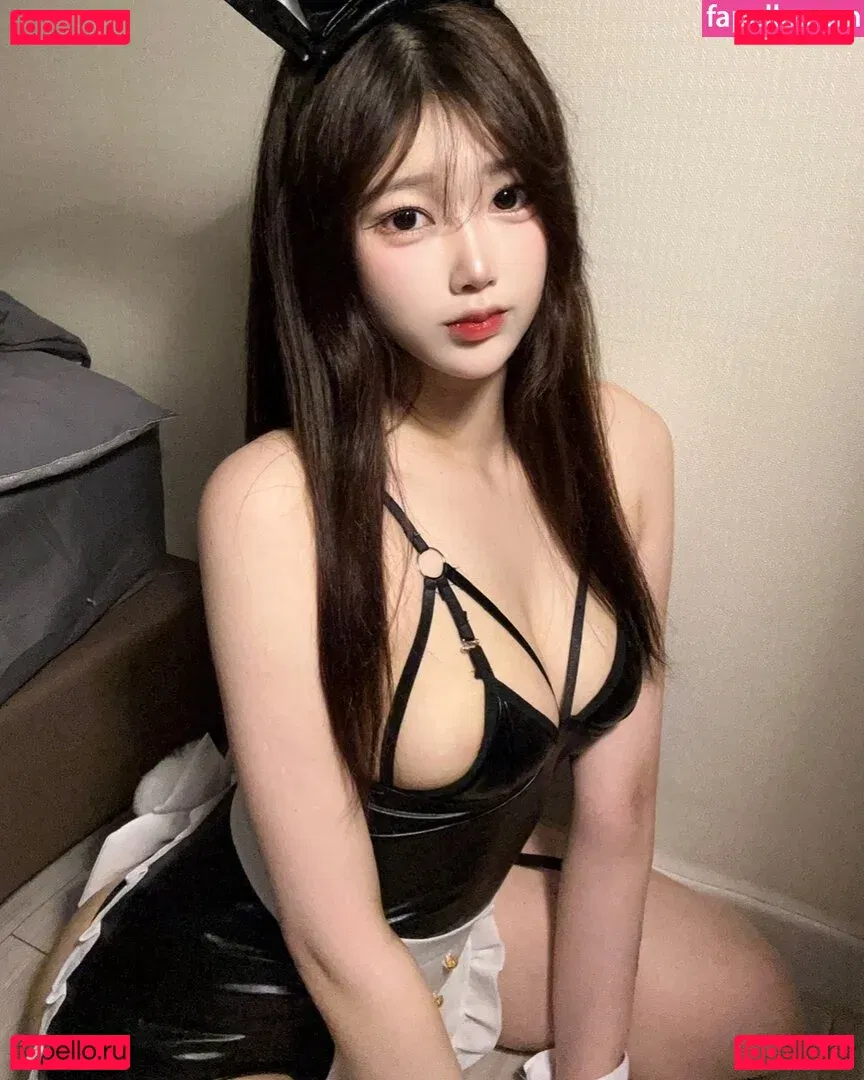 rlwndud Onlyfans Photo Gallery 