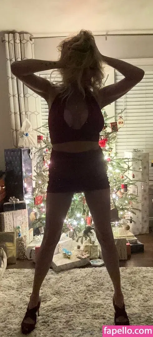 oneblondewife Onlyfans Photo Gallery 