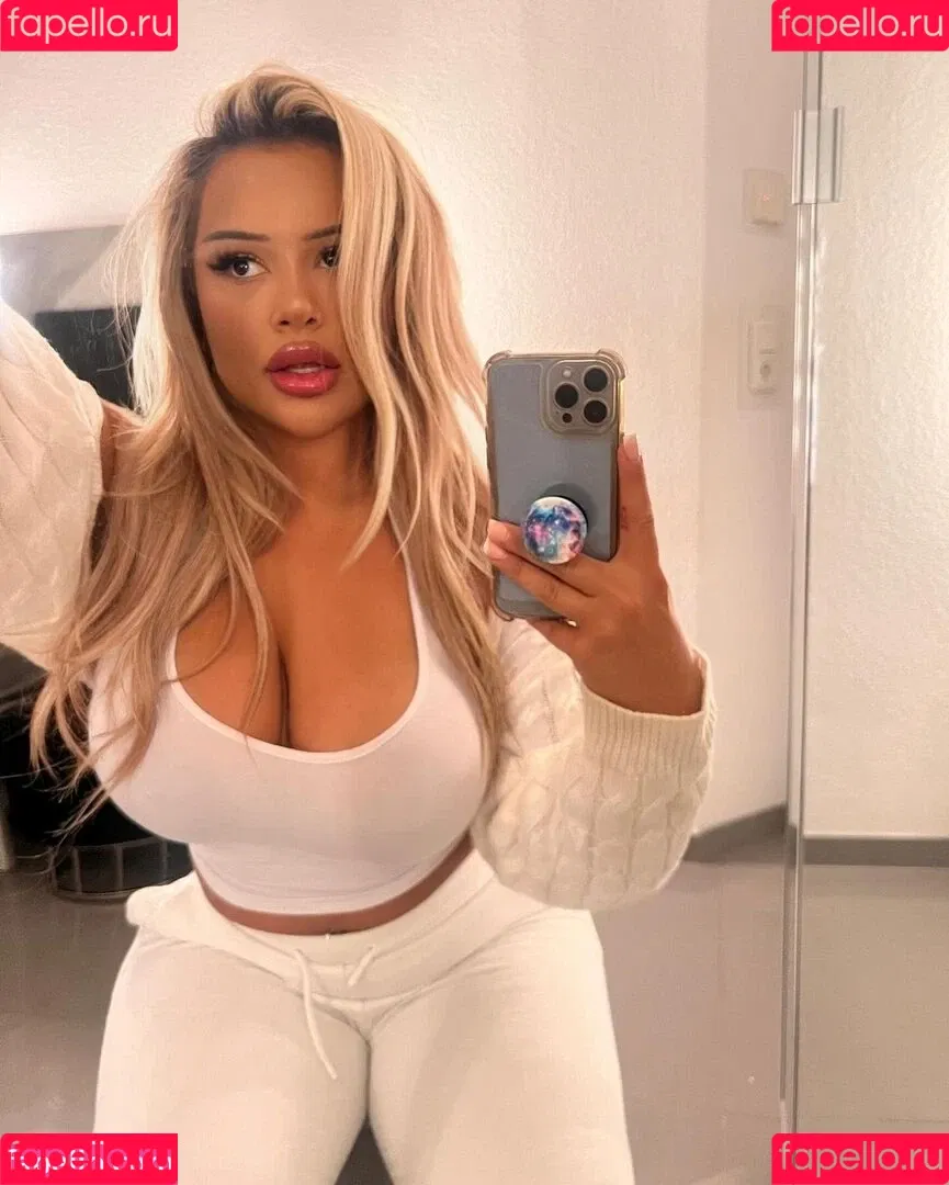 Nilufarsra Onlyfans Photo Gallery 