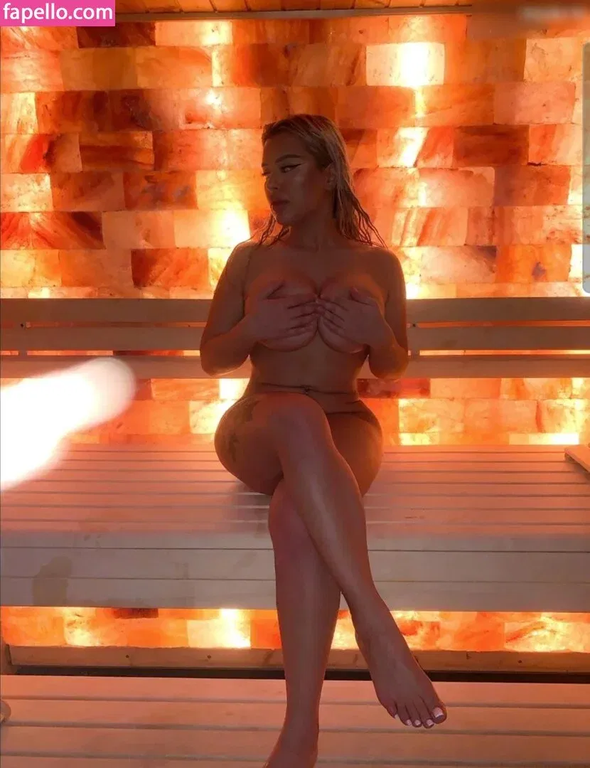 Nilufarsra Onlyfans Photo Gallery 