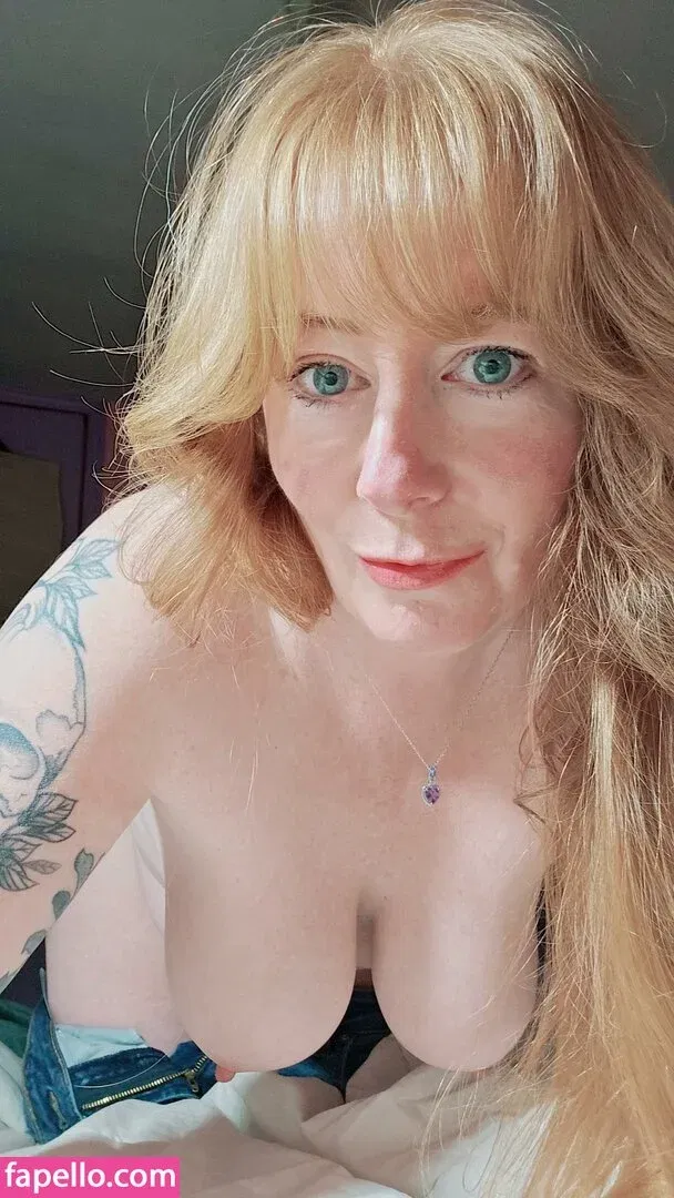 GingerCoug Onlyfans Photo Gallery 
