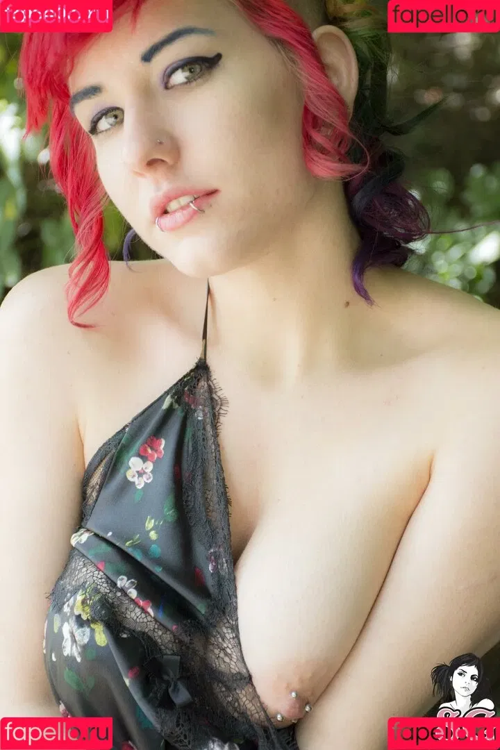 skellaborealis Onlyfans Photo Gallery 