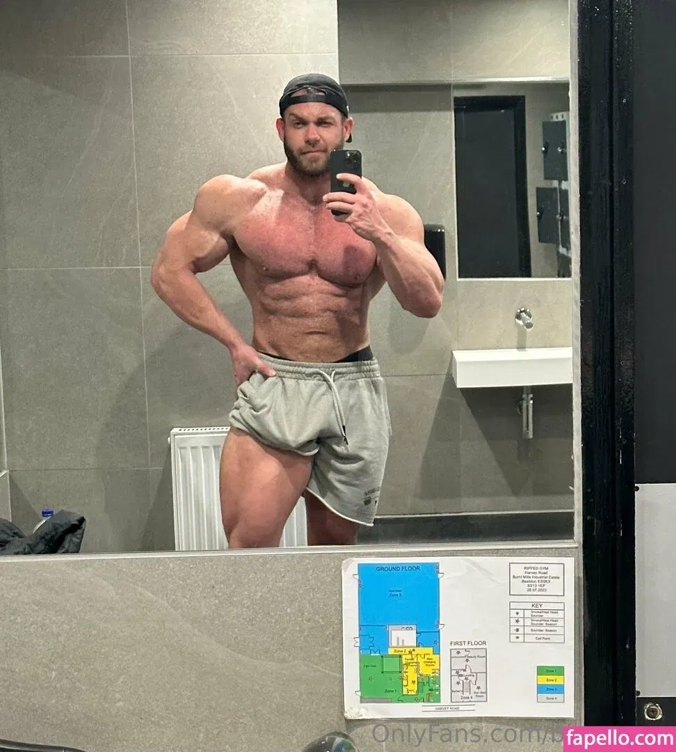 bigconnor Onlyfans Photo Gallery 