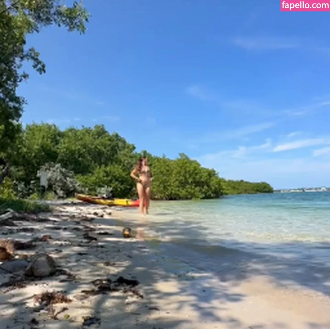 Ashley Aoky Onlyfans Photo Gallery 