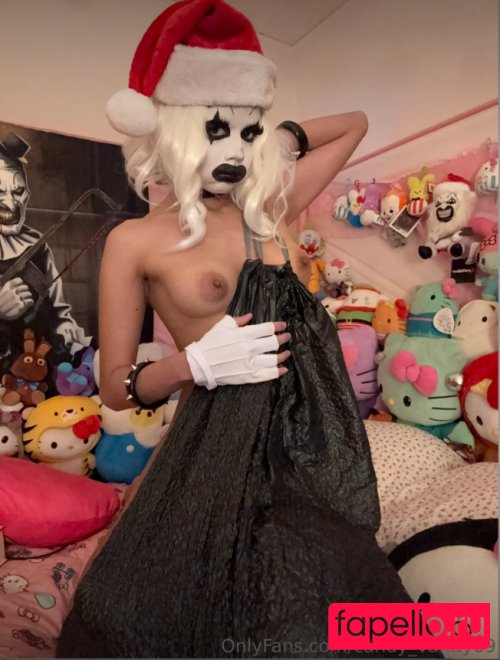 Candy_Vanity69 Nude Onlyfans Photo 24