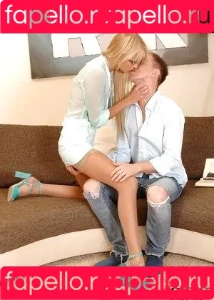 Ivana Sugar Onlyfans Photo Gallery 