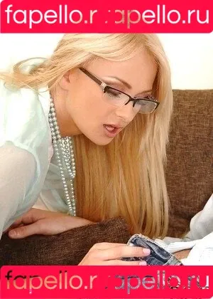Ivana Sugar Onlyfans Photo Gallery 
