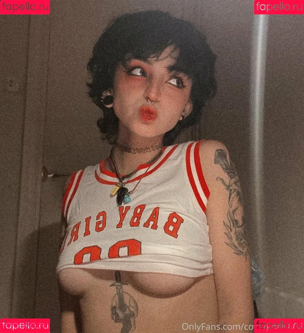 covergore.666 Onlyfans Photo Gallery 