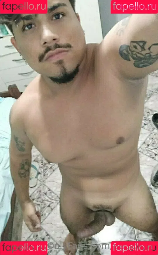 pecjohn1 Onlyfans Photo Gallery 