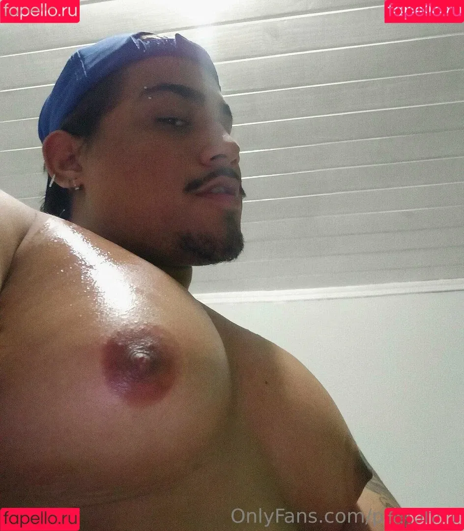 pecjohn1 Onlyfans Photo Gallery 