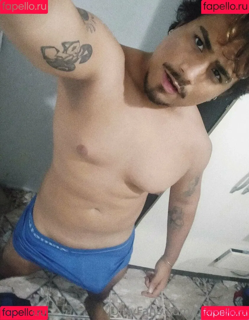 pecjohn1 Onlyfans Photo Gallery 