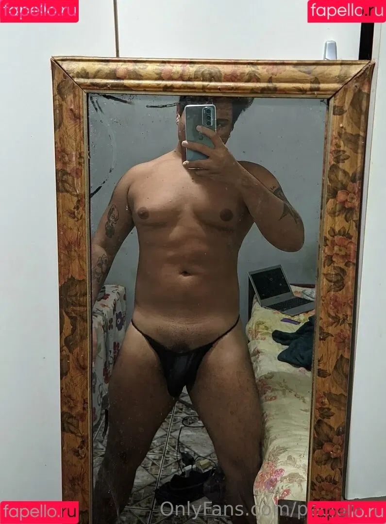 pecjohn1 Onlyfans Photo Gallery 