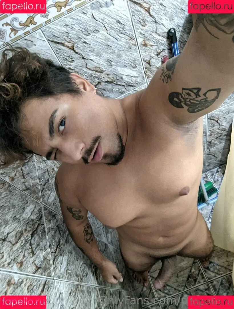 pecjohn1 Onlyfans Photo Gallery 