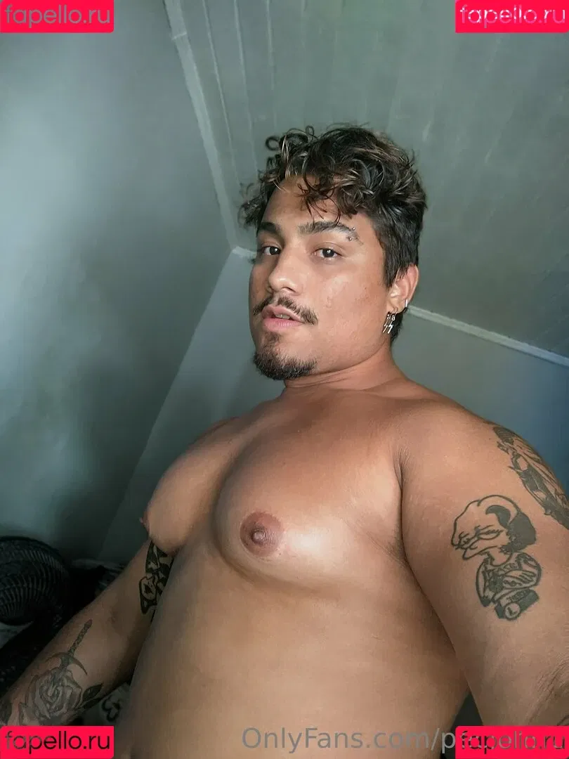 pecjohn1 Onlyfans Photo Gallery 