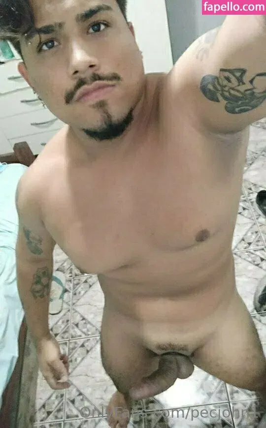 pecjohn1 Onlyfans Photo Gallery 