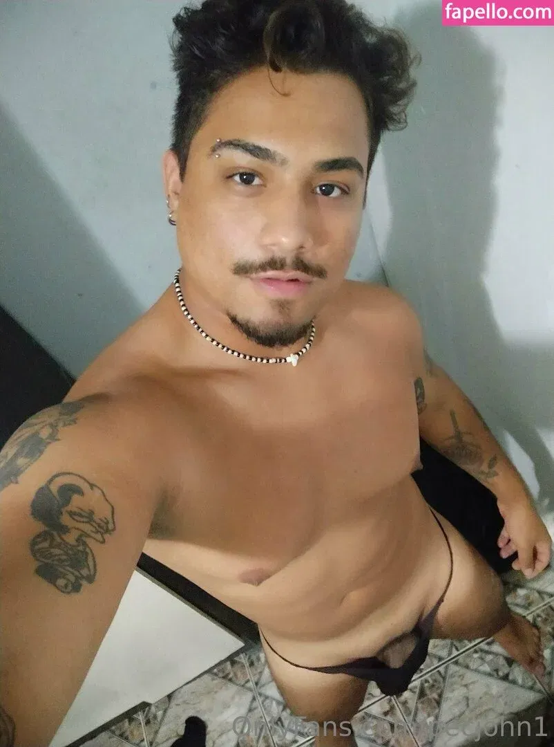 pecjohn1 Onlyfans Photo Gallery 