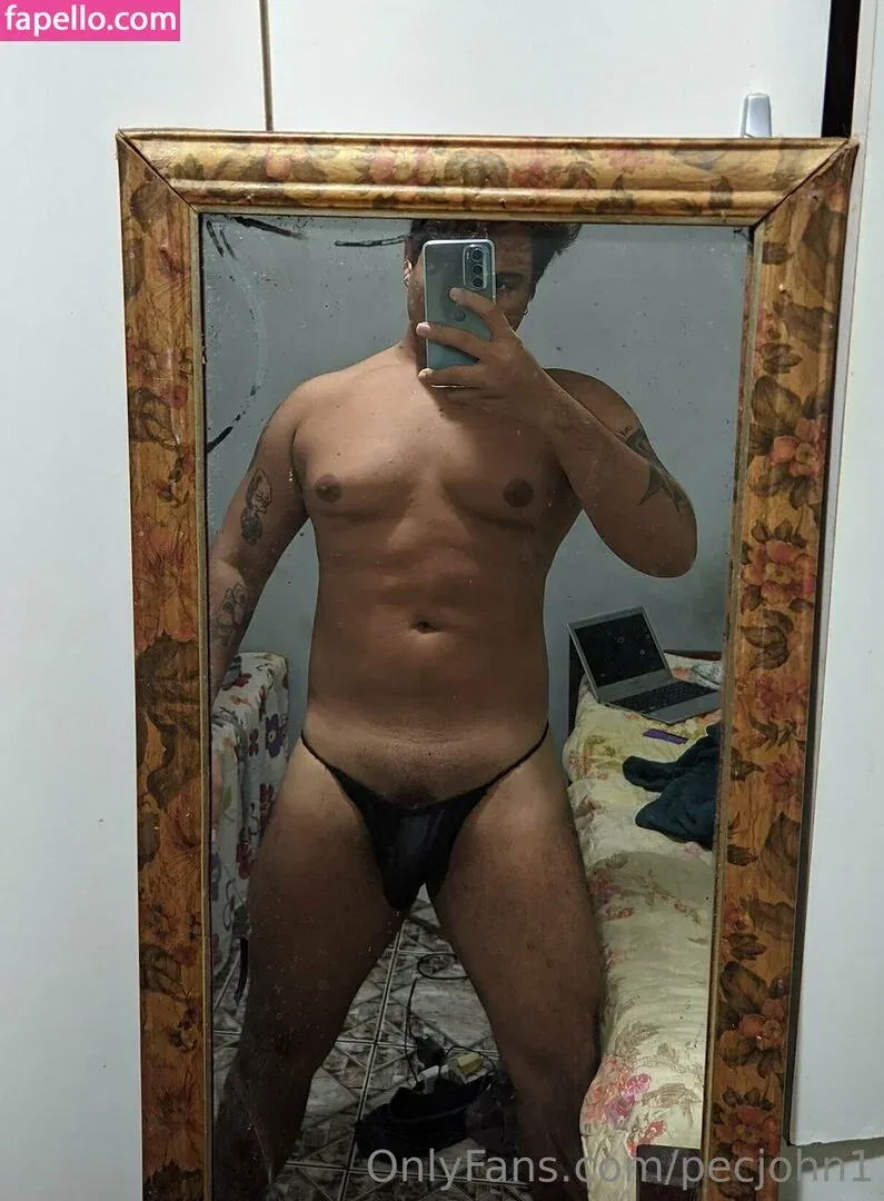 pecjohn1 Onlyfans Photo Gallery 