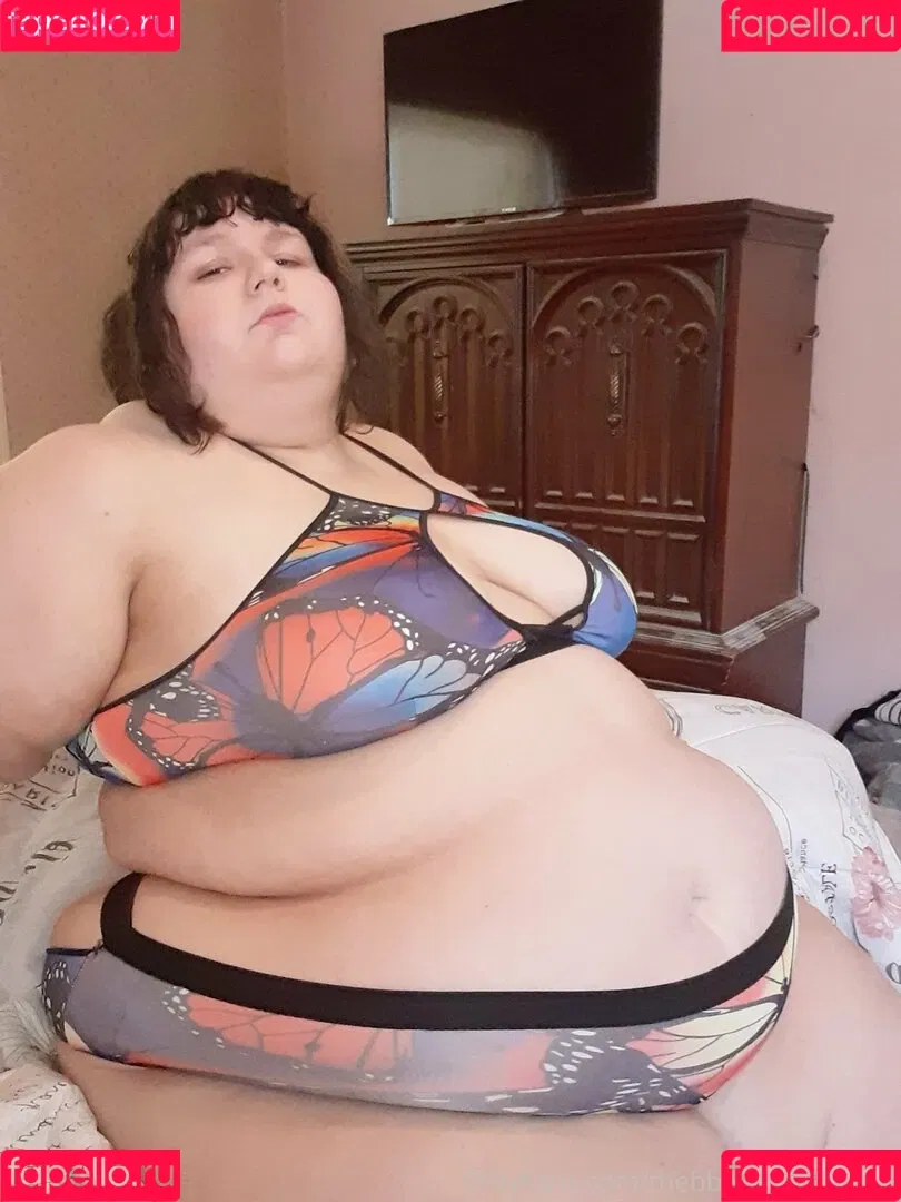 thebbwarabellarose Onlyfans Photo Gallery 
