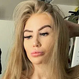 khloeniemela Onlyfans Photo Gallery 