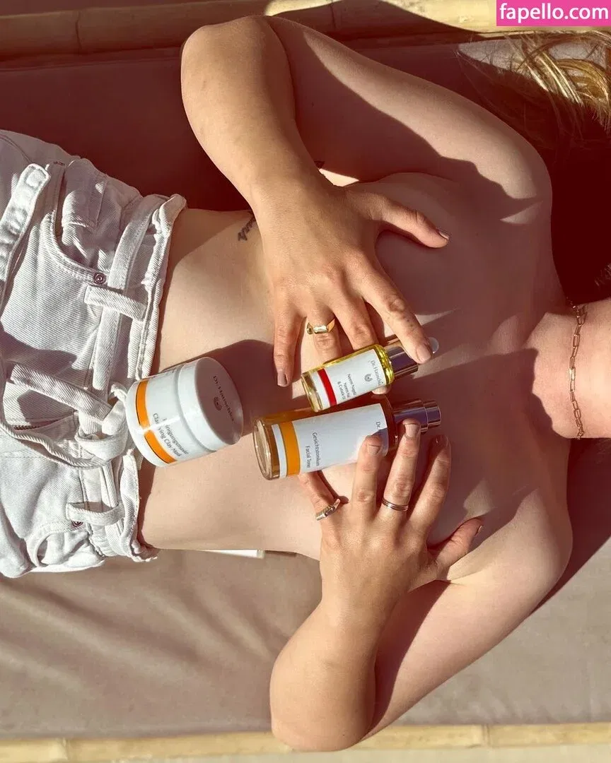 Jasna Fritzi Bauer Onlyfans Photo Gallery 