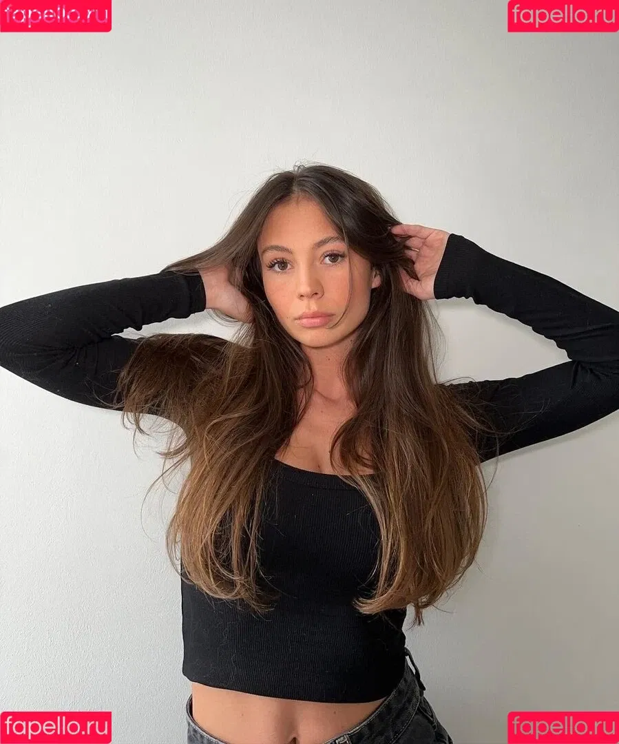 Celina Schacht Onlyfans Photo Gallery 