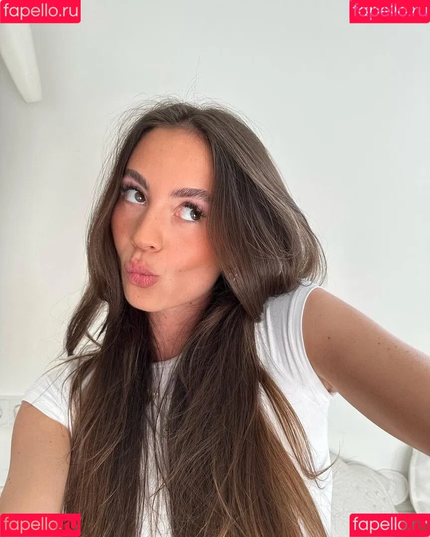 Celina Schacht Onlyfans Photo Gallery 