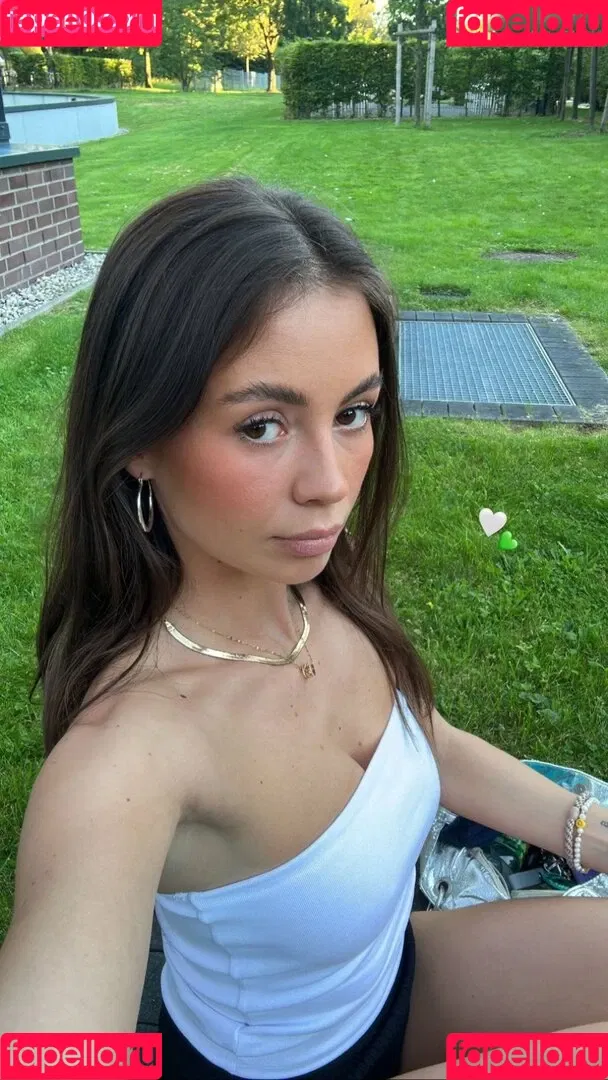 Celina Schacht Onlyfans Photo Gallery 