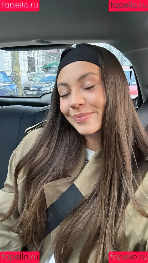 Celina Schacht Onlyfans Photo Gallery 