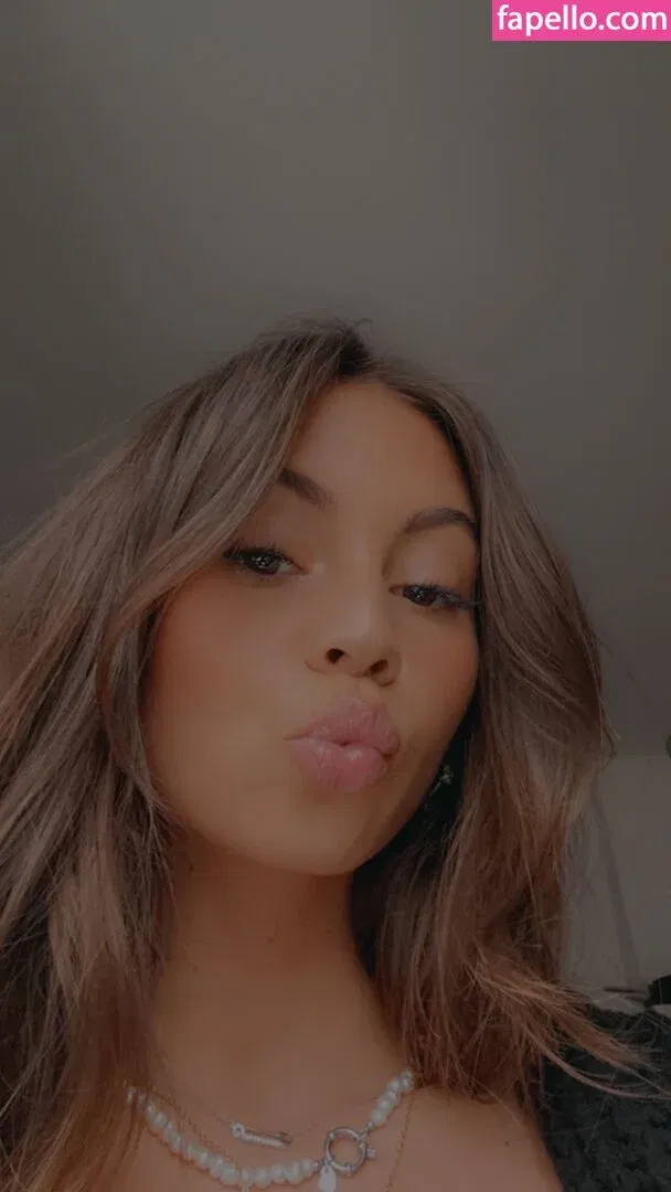 Celina Schacht Onlyfans Photo Gallery 