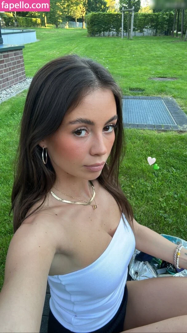 Celina Schacht Onlyfans Photo Gallery 