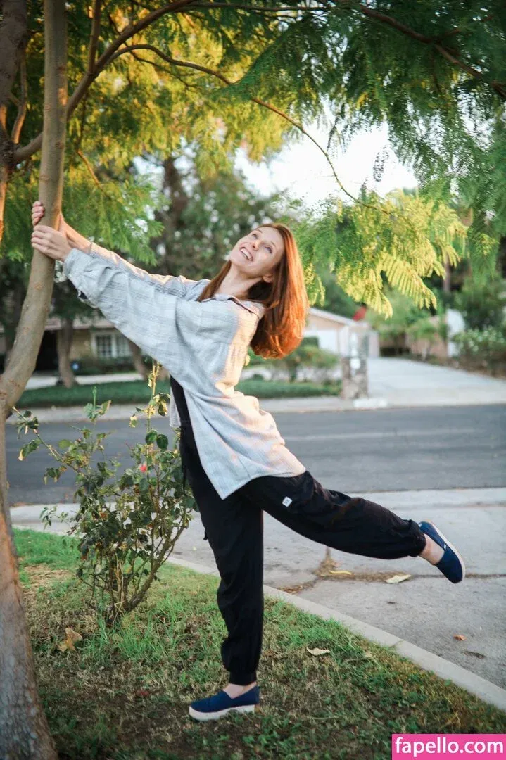 Nicole Tompkins Onlyfans Photo Gallery 